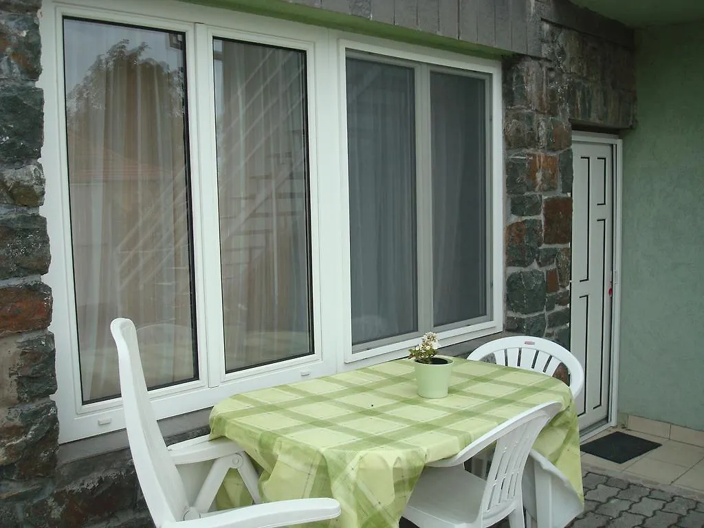 Szilvia Apartmanhaz Apartment Eger Hungary