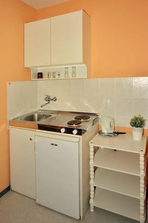 Szilvia Apartmanhaz Apartment Eger